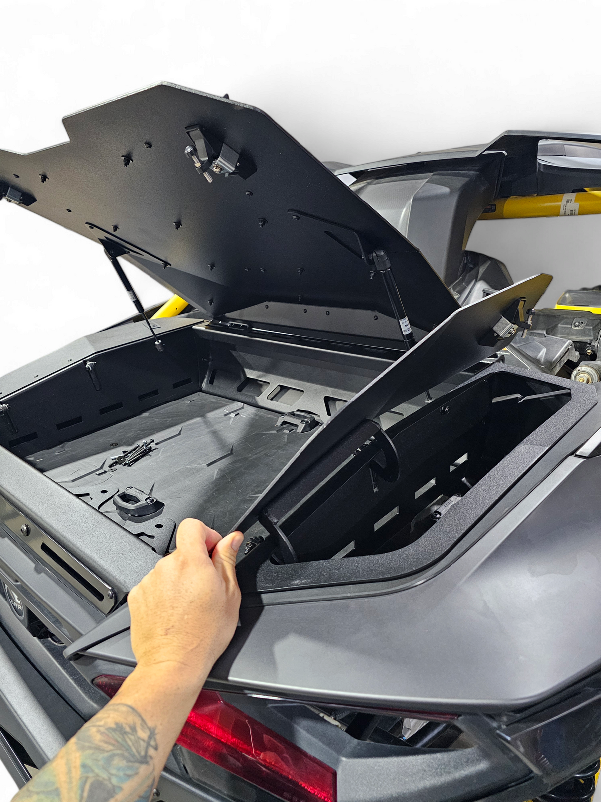 Can-Am Maverick R Volt Baja Box