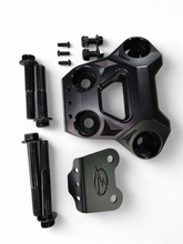 Can-Am Maverick R Billet Radius Rod Plate (Black)