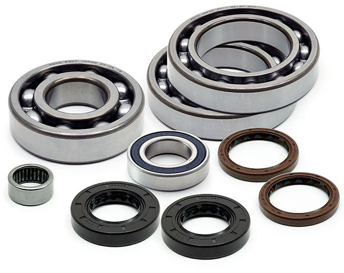 Front Diff Kit – 2023+ PRO R includes high-quality differential bearings and seals for improved performance and durability.